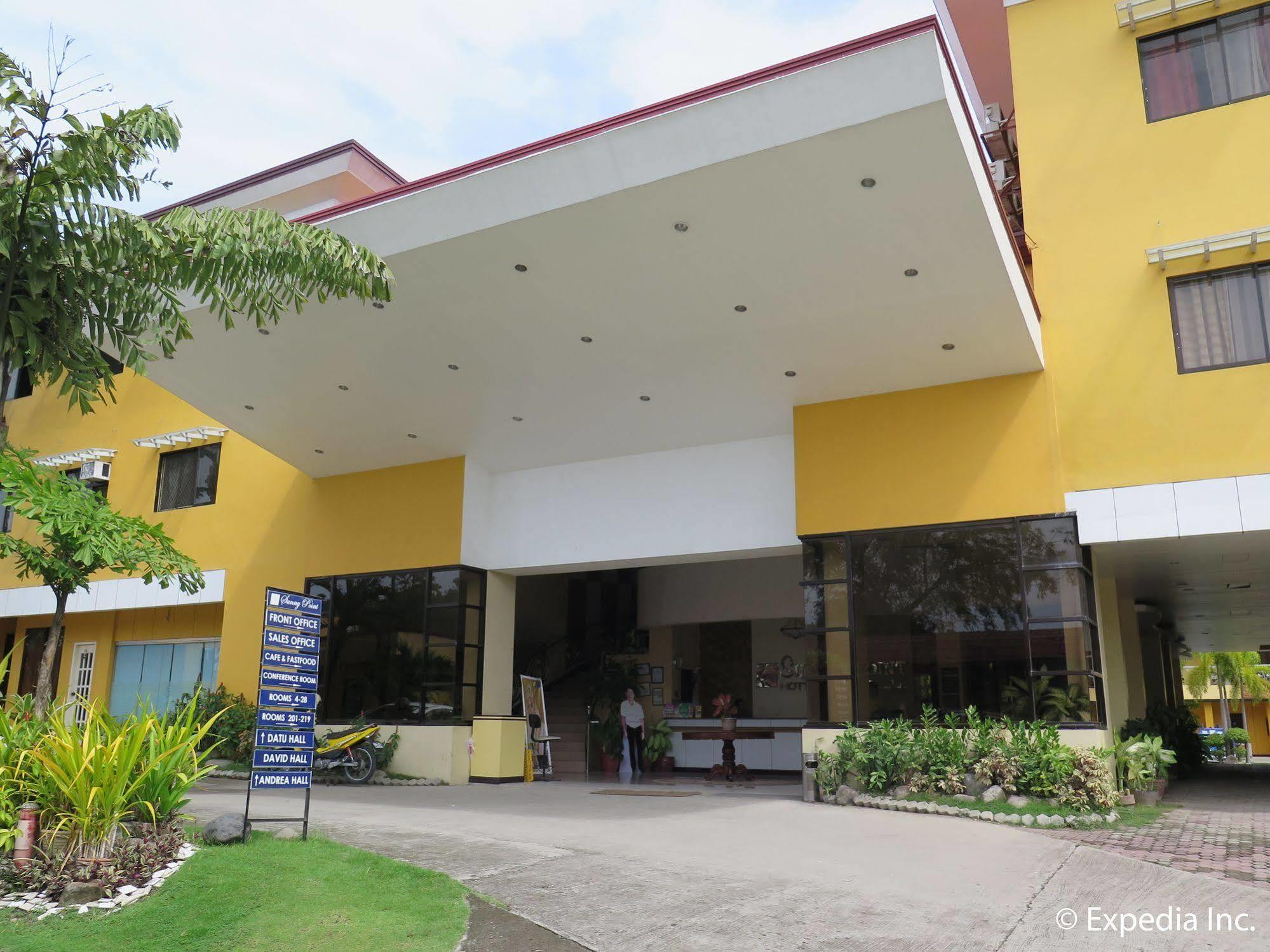 Oyo 197 Sunny Point Hotel Davao City Dış mekan fotoğraf