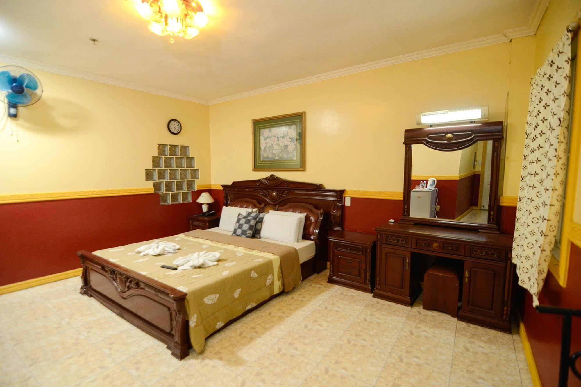Oyo 197 Sunny Point Hotel Davao City Dış mekan fotoğraf
